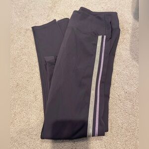 Free people movement active leggings plum with gold and purple stripes sz small